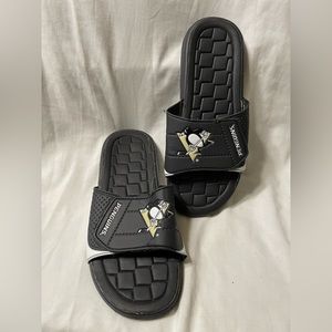 Pittsburgh Penguins sandals